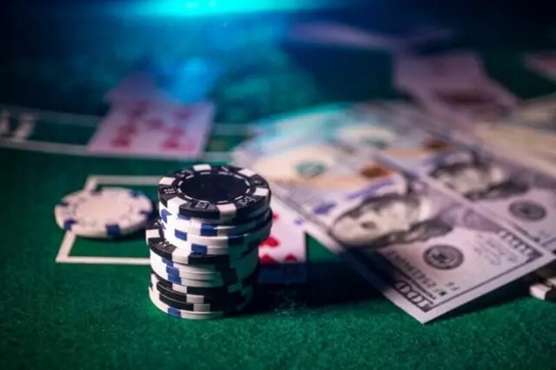 How Much Do Online Casinos Make?